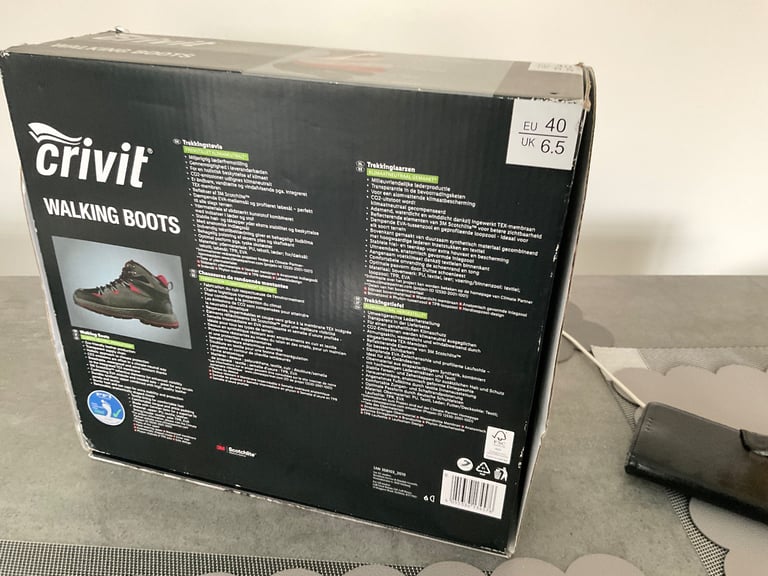 WALKING BOOTS 6.5 UK SIZE