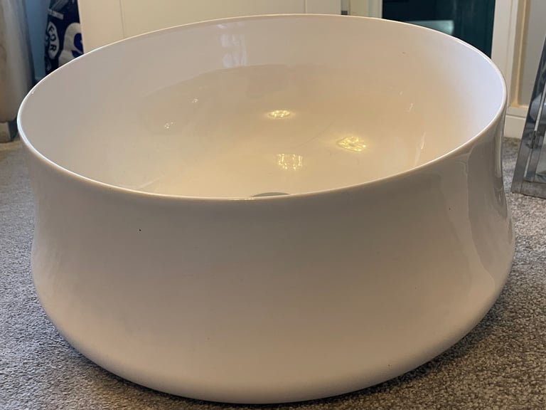 Alto Countertop Basin