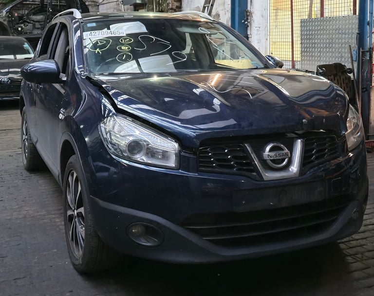 NISSAN QASHQAI 2012 1.6 PETROL. BREAKING