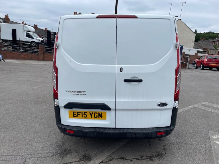 2015 Ford Transit Custom 2.2 TDCi 100ps Low Roof Van PANEL VAN Diesel Manual