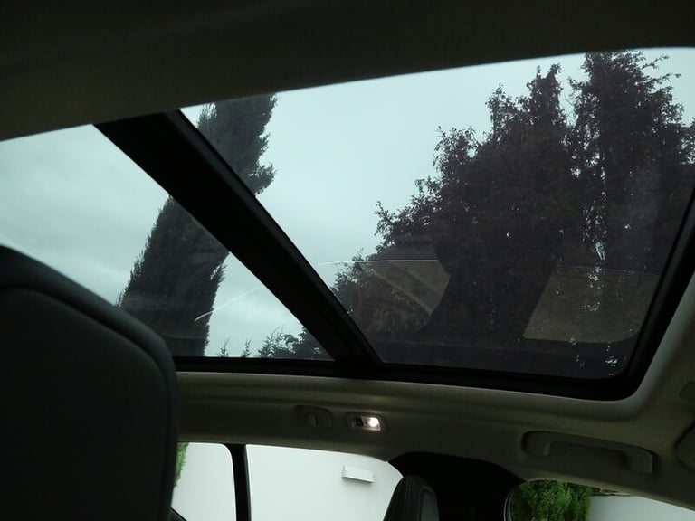 2020 Volvo XC40 2.0 B4P Inscription Pro 5dr Auto ESTATE PETROL Automatic