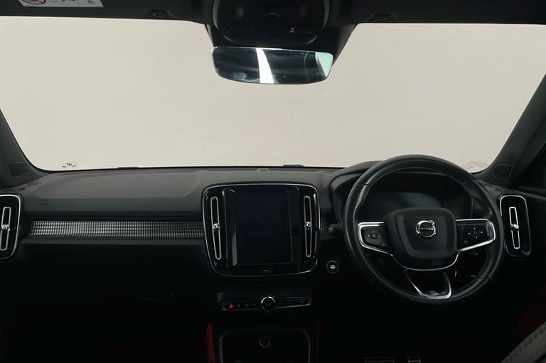  Volvo Xc40 2.0 T4 R Design Suv 5dr Petrol Auto Euro 6 s/s 190 Ps Petrol