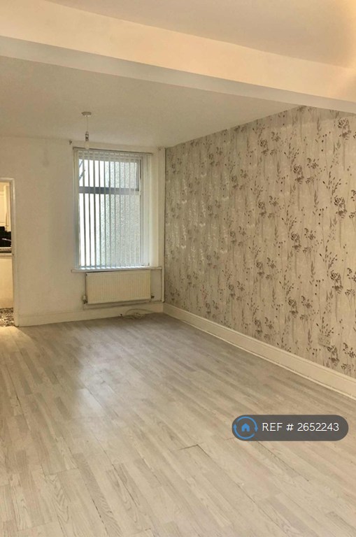 4 bedroom house in Kennard Street, Ton Pentre, Pentre, CF41 (4 bed) (#2652243)