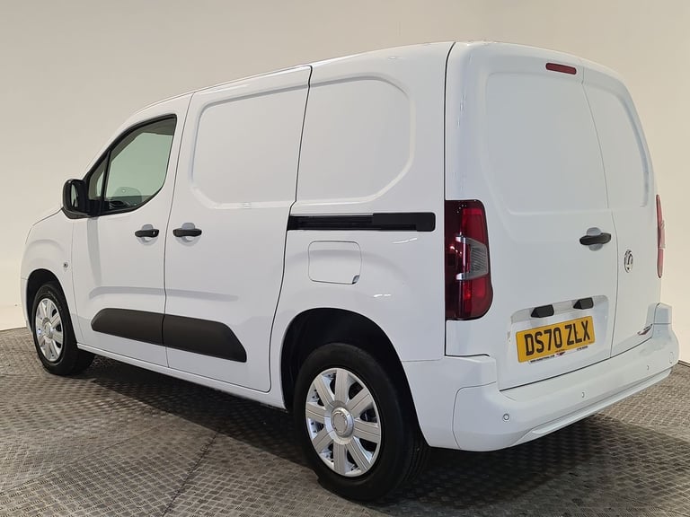 2020 Vauxhall Combo 1.6 TURBO D 2300 SPORTIVE P/V L1 H1 100 BHP SWB Panel Van Diesel Manual
