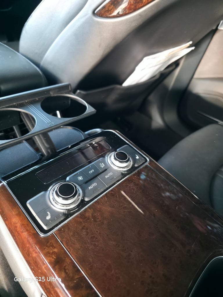Audi, A8, Saloon, 2010, Semi-Auto, 4134 (cc), 4 doors