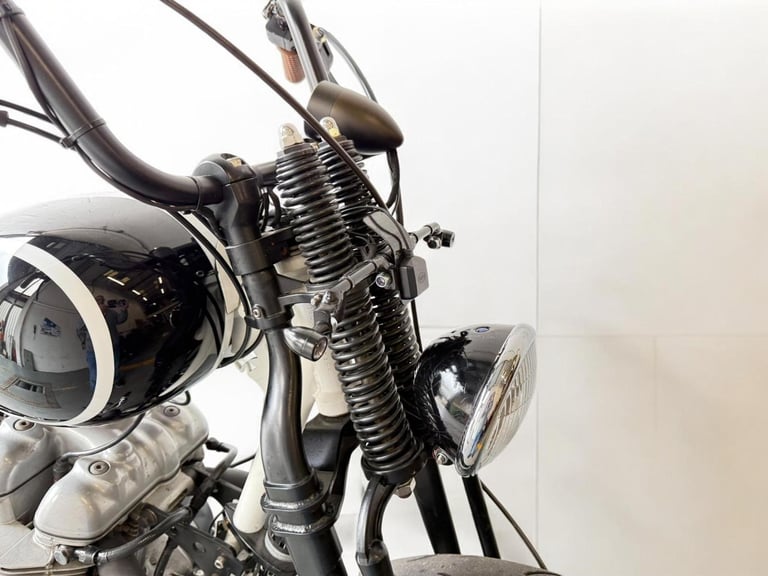 2002 Triumph Bobber Custom Built, Bonneville America Bobber