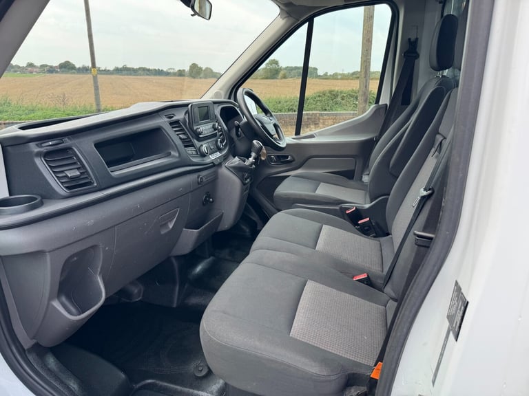 2021 Ford Transit 350 2.0 EcoBlue 130ps L4 LWB DROPSIDE TAIL LIFT AIR CON FSH  CHASSIS CAB Diesel...