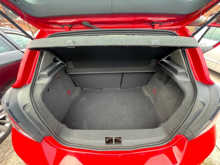 * 59 2010 VAUXHALL ASTRA 1.4L 5 DOOR + LONG MOT + IDEAL FIRST CAR + HPI CLEAR * 