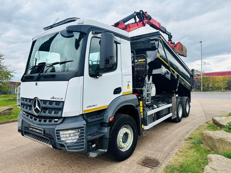 MERCEDES AROCS 2630 2021 (21) EURO 6, 6X4 TIPPER GRAB, EPSILON M125 CRANE