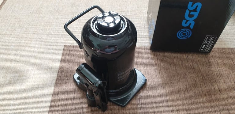 Sgs 10 tonne low lifting telescoping jack