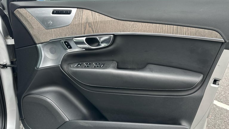 2021 Volvo XC90 2.0 T8 Recharge PHEV Inscription Pro 5dr AWD Auto ESTATE PETROL/ELECTRIC Automatic