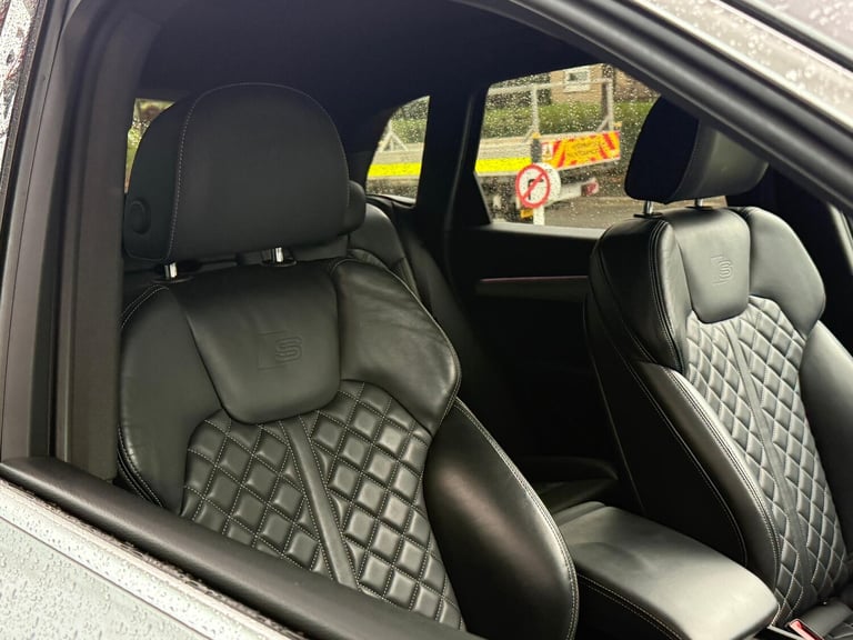  Audi Q5 2.0 TFSIe 55 Competition SUV 5dr Petrol Plug-in Hybrid S Tronic quattro Eur Petrol/Elect...