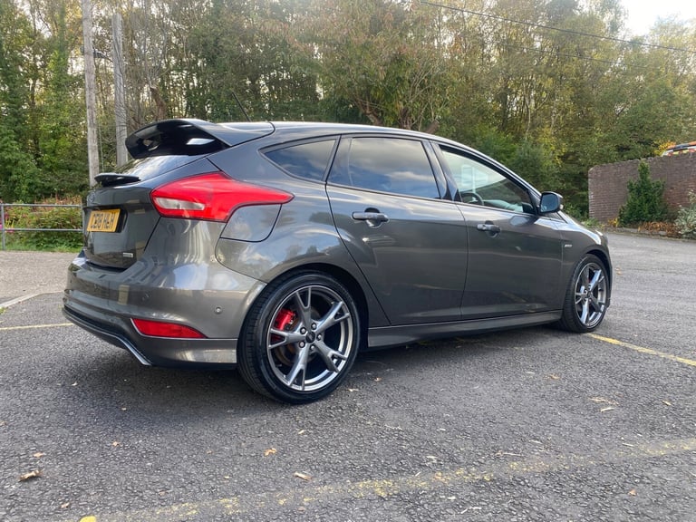 2018 Ford Focus 1.0 EcoBoost 140 ST-Line X 5dr HATCHBACK Petrol Manual