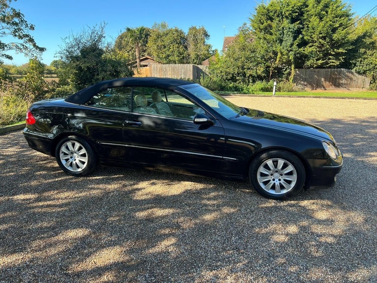 2006 Mercedes-Benz CLK 3.0 CLK280 Elegance Cabriolet 7G-Tronic 2dr CONVERTIBLE Petrol Automatic