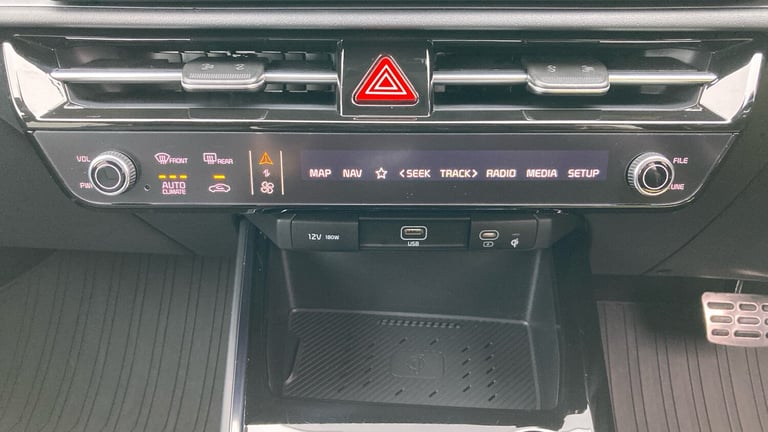 2025 Kia Niro 1.6 GDi 127 Hybrid 4 5dr DCT Hybrid Estate Estate Hybrid Automatic