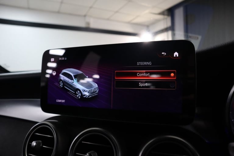 2020 MERCEDES-BENZ GLC 2.0 GLC300D AMG LINE (PREMIUM) SUV 5DR DIESEL G-TRONIC+ 4