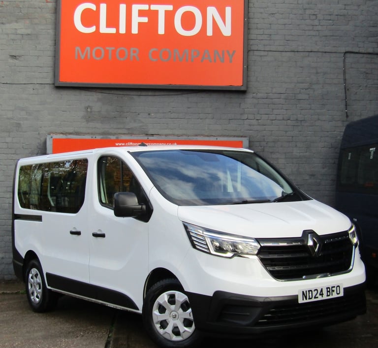2024 Renault Trafic SL28 ENERGY dCi 145 Business 9 Seater Minibus Diesel Manual