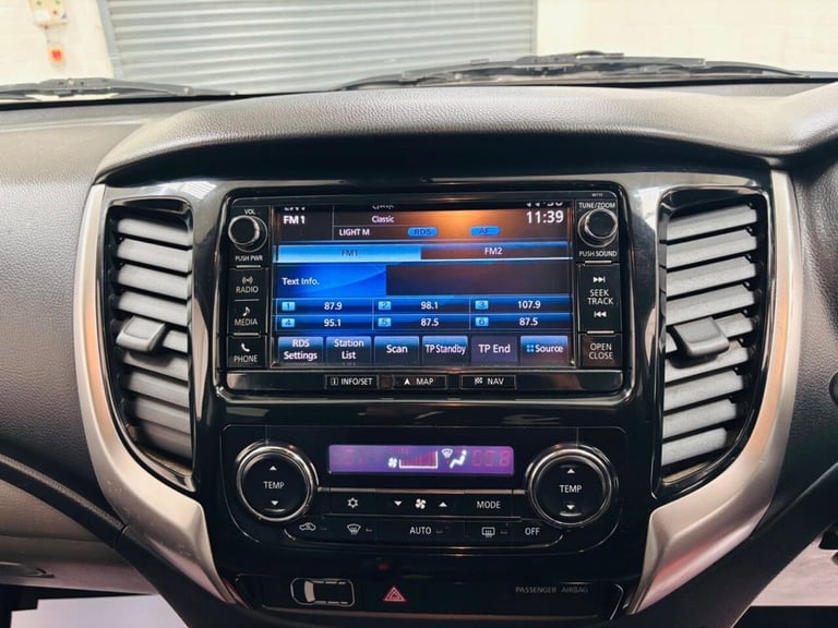 2017 Fiat Fullback 2.4D LX Pickup Double Cab 4dr Diesel Auto 4WD Euro 6 (Euro 6) (180 ps) PICK UP...