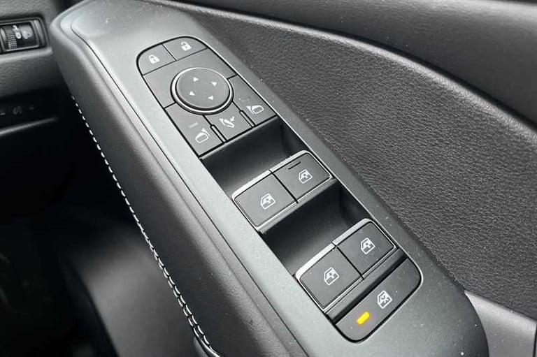 2024 Nissan Qashqai 1.3 DIG-T MH N-CONNECTA [GLASS ROOF] 5DR Hatchback Petrol Manual