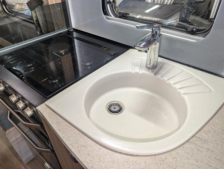 BESSACARR 496 SIX BERTH MOTORHOME FIAT DUCATO ** ONE OWNER SUPER LOW MILES!!**