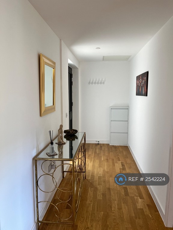 2 bedroom flat in Shrubhill Walk, Edinburgh, EH7 (2 bed) (#2542224)