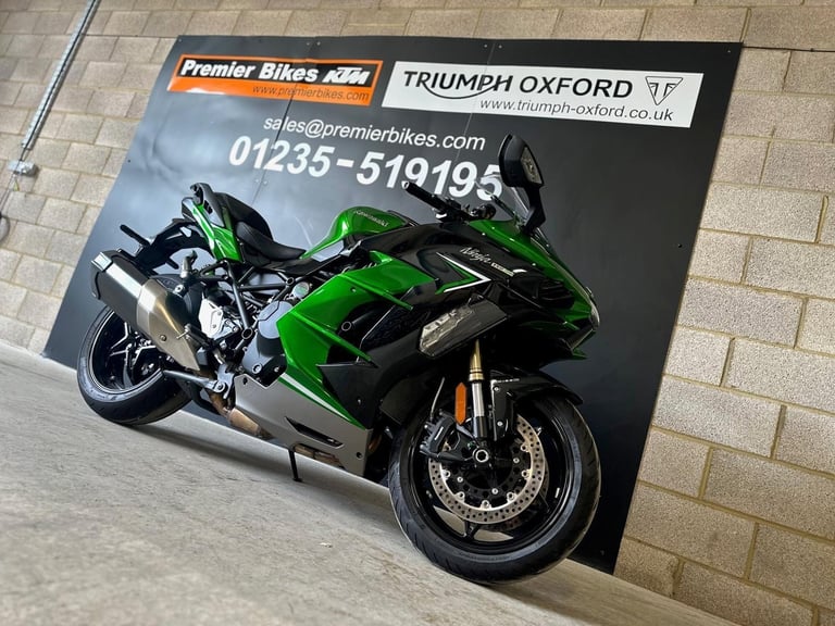 Stunning One Owner 2023/23 Kawasaki Ninja H2 SX Motorcycle 