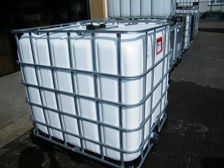 image for 1000L IBC CUBES, TANKS, 20 / 25L PLASTIC CONTAINERS, DRUMS, JARS 