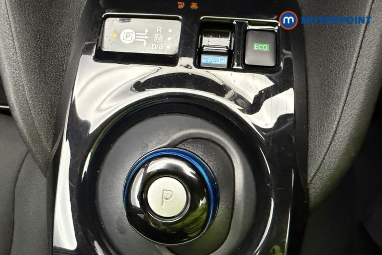 2022 Nissan Leaf 110kW N-Connecta 39kWh 5dr Auto Hatchback Electric Automatic