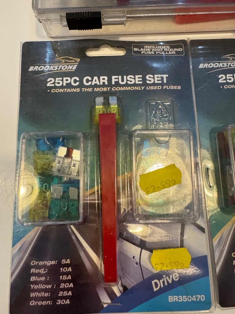 3 Car fuse sets 