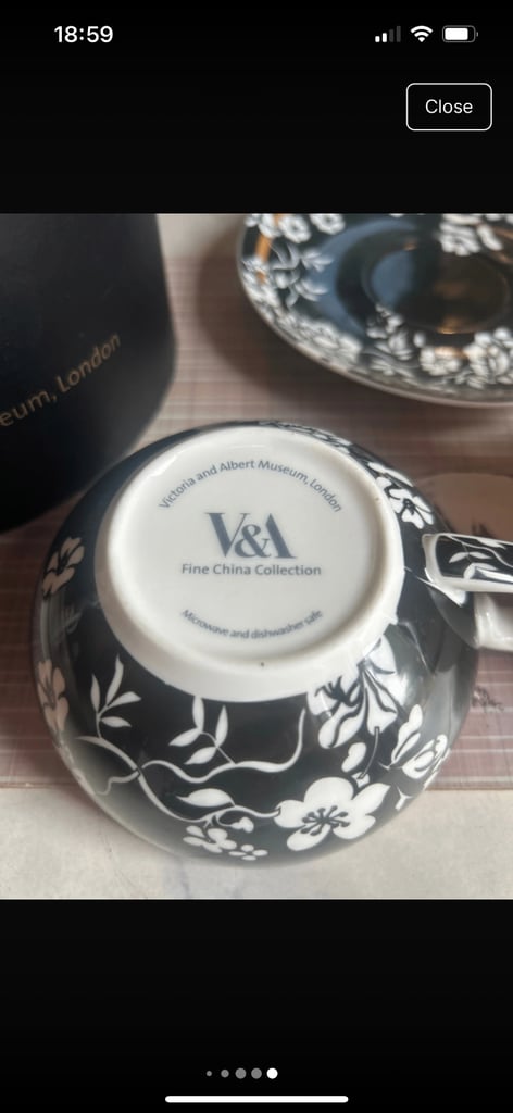 Victoria and Albert museum tea for one, boxed