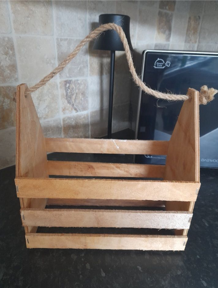Wooden crate