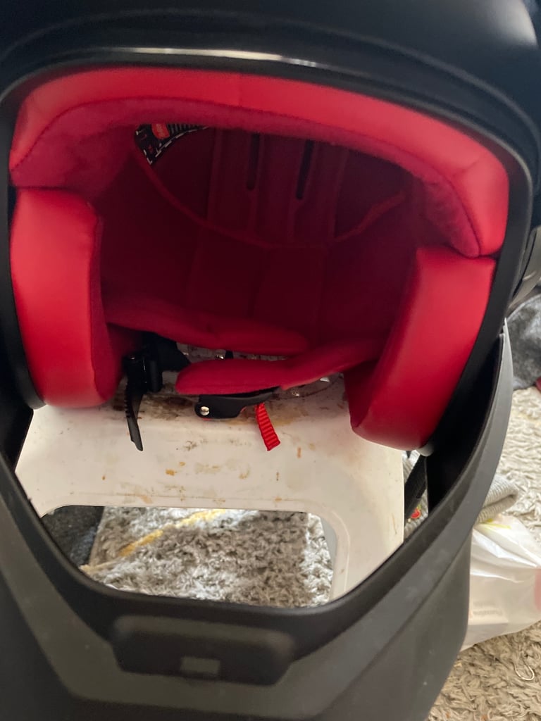 Brand-new predator crash helmet