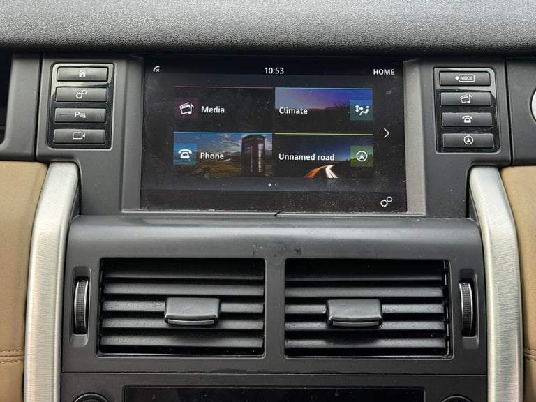 2017 Land Rover Discovery Sport 2.0 TD4 HSE Auto 4WD Euro 6 (s/s) 5dr ESTATE Diesel Automatic