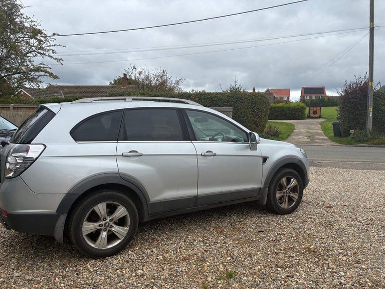 Chevrolet CAPTIVA , estate  7 seater 