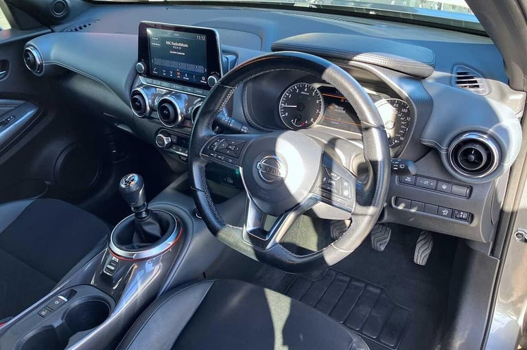  Nissan Juke 1.0 DiG-T 114 Tekna 5dr Petrol Manual