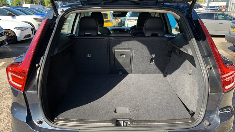 2022 Volvo XC40 1.5h T5 Recharge 10.7kWh Ultimate Bright SUV 5dr Petrol Plug-in Hybrid Auto SUV H...