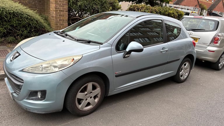 Cheap Peugeot, 207, Hatchback, 2009, Manual, 1360 (cc),3 doors for sale in Surrey Quays, Greater London