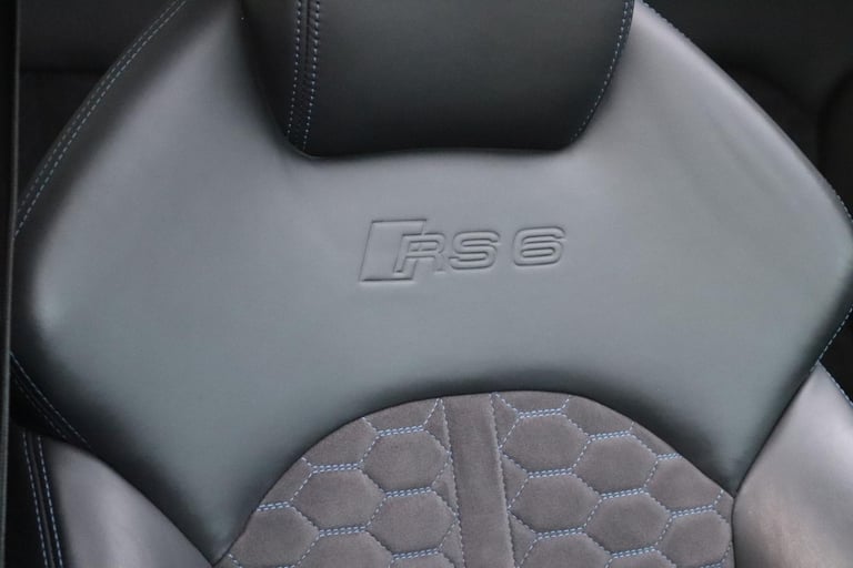 Audi RS6 Avant 4.0 TFSI V8 Performance Tiptronic quattro 2016 - STUNNING SPEC 