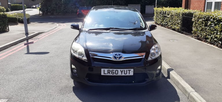 2010 Toyota Auris Hybrid Spirit SE Nav Genuine low miles 78000 only