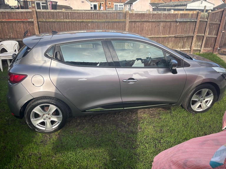 Renault, CLIO, Hatchback, 2014, Manual, 898 (cc), 5 doors