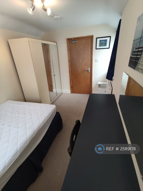 1 bedroom in Phillips Parade, Swansea, SA1 (#2589178)