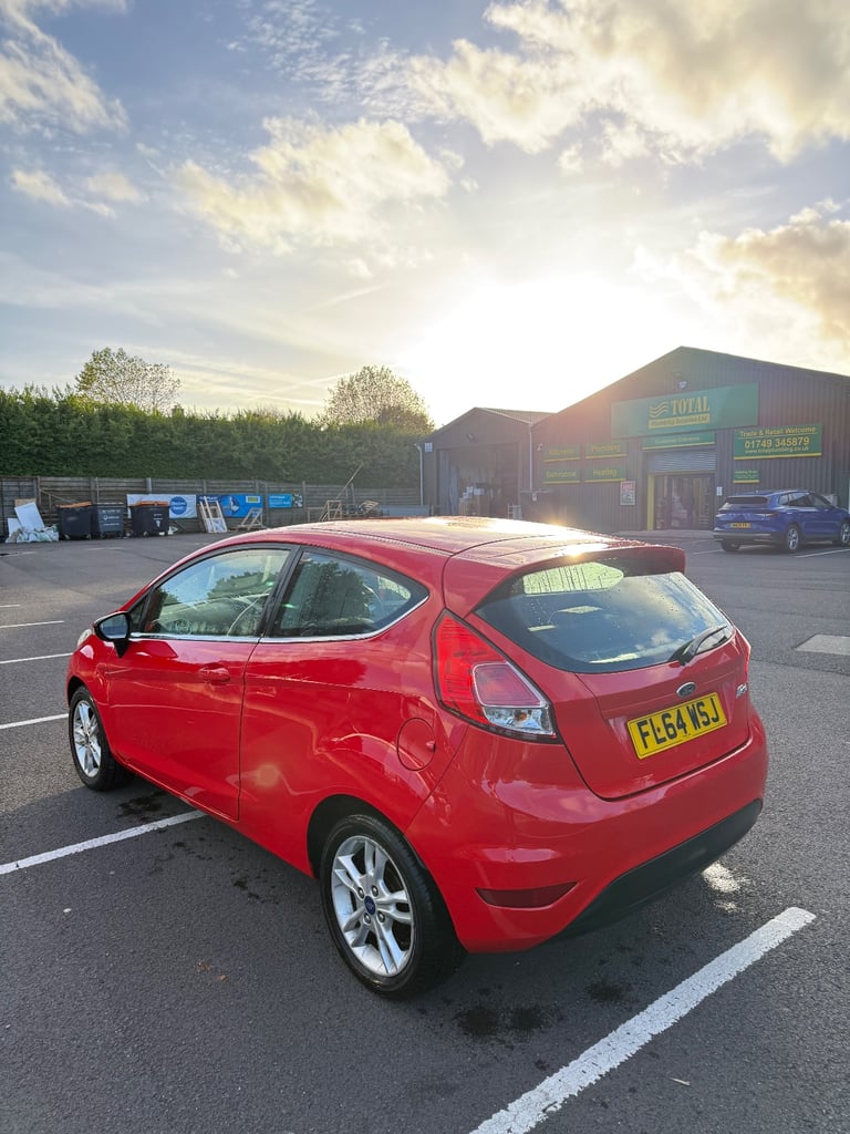 Ford, FIESTA, Hatchback, 2014, Manual, 1241 (cc), 3 doors