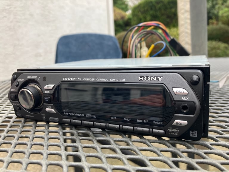 Sony CD car stereo 