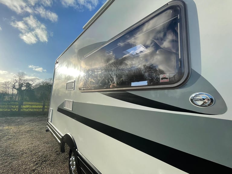 STUNNING Luxury Spacious Motorhome, 36k Miles! Full MOT, 6-Belts, Awning, Solar, Extras - ON SALE!