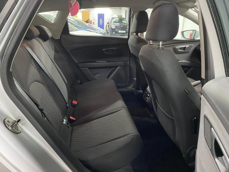 2013 SEAT Leon 1.6 TDI Ecomotive CR SE Euro 5 (s/s) 5dr HATCHBACK Diesel Manual