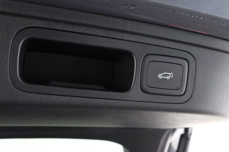 2025 MG MG HS 1.5 T-GDI Hybrid+ Trophy 5dr Auto Hatchback Hybrid Automatic