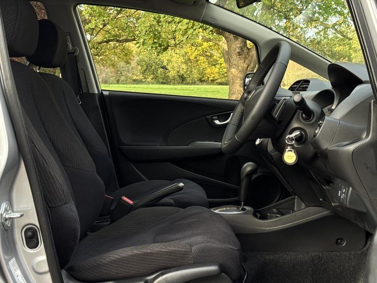 2013 Honda Jazz 1.4 i-VTEC ES Plus Hatchback 5dr Petrol CVT Euro 5 (99 ps) Hatchback Petrol Autom...