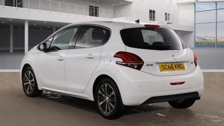 2016 Peugeot 208 1.2 PureTech Allure Euro 6 5dr HATCHBACK Petrol Manual