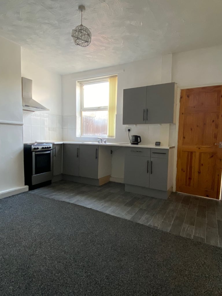 2 bed terraced house Victoria Street Hemsworth WF9 4BP