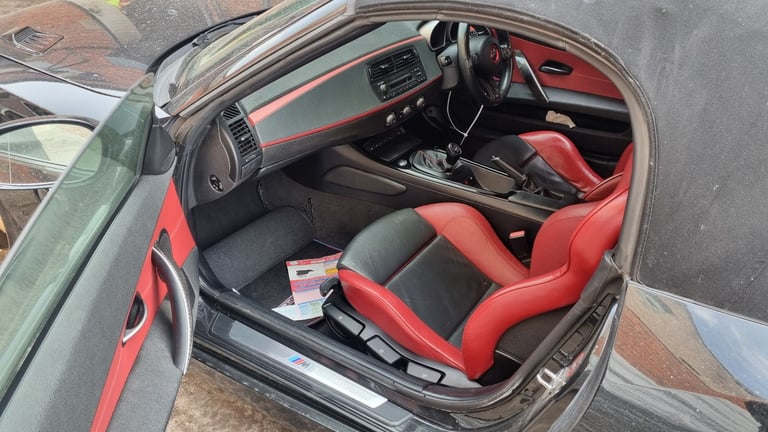 Bmw z4 2.0i breaking sapphire black 